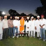 बैसाखी पर सीएम धामी से सिख प्रतिनिधिमंडल की भेंट, सौंपा सरोपा, केंद्र व राज्य सरकार के ऐतिहासिक निर्णयों की सिख समाज ने की सराहना