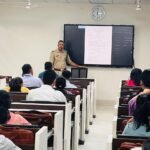 साइबर अपराधों से बचाव के लिए चली दून पुलिस की पाठशाला, राज्य लोक सेवा आयोग के प्रशिक्षणाधीन प्रशिक्षुओं को साइबर अपराधों तथा उससे बचाव के उपायों के सम्बंध में किया जागरूक